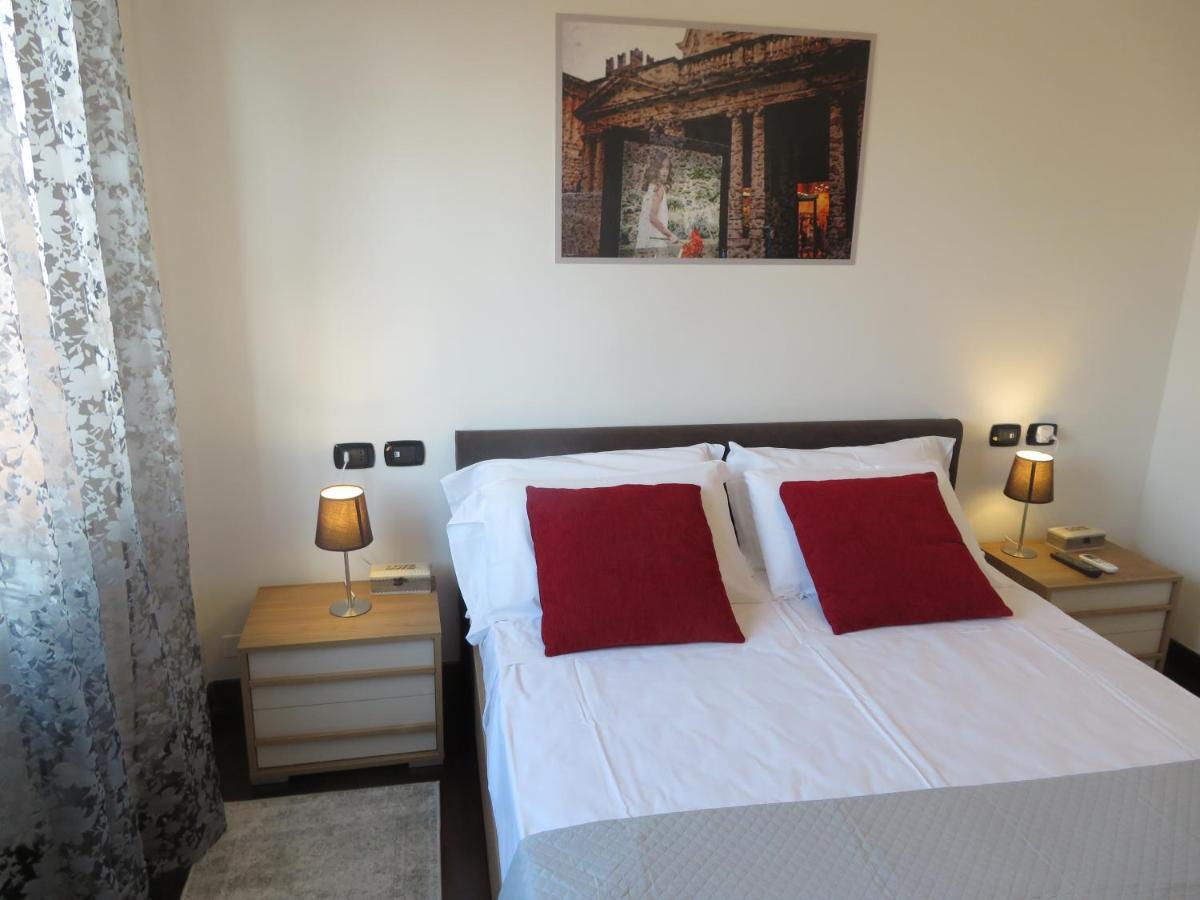 City39 "Residenze Del Cuore" Verona Ngoại thất bức ảnh